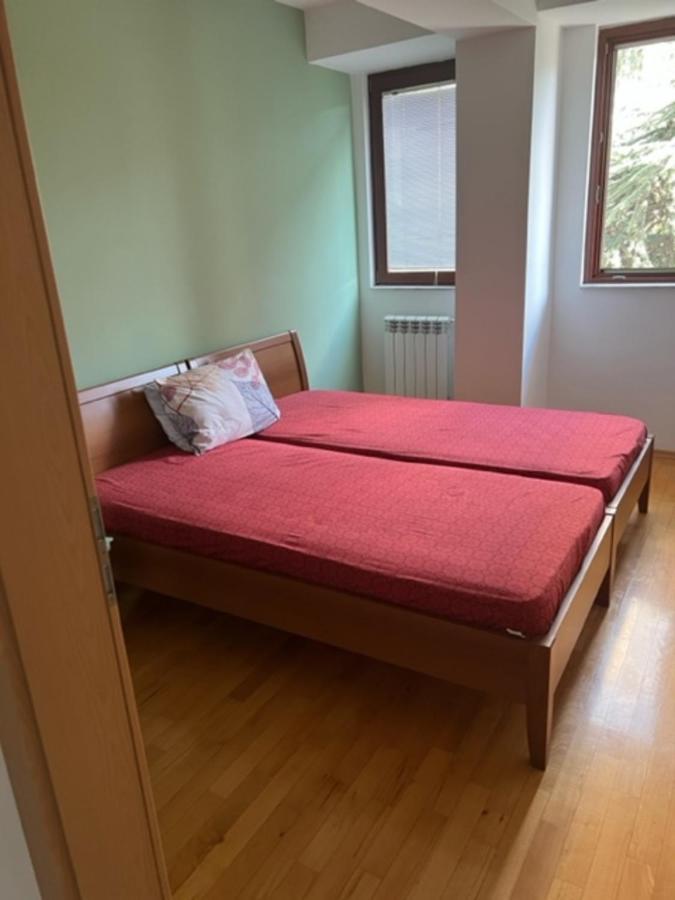 Vardar Skopje Extérieur photo